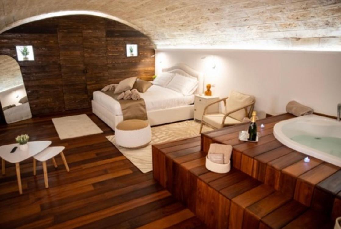 Lc Luxury Apartment Бари Экстерьер фото