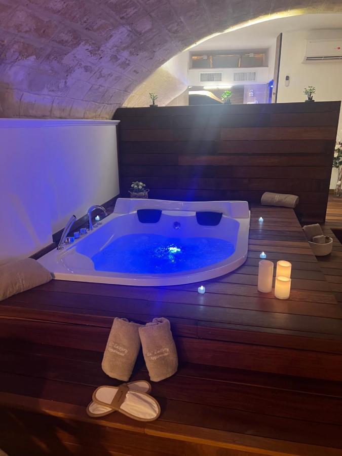 Lc Luxury Apartment Бари Экстерьер фото