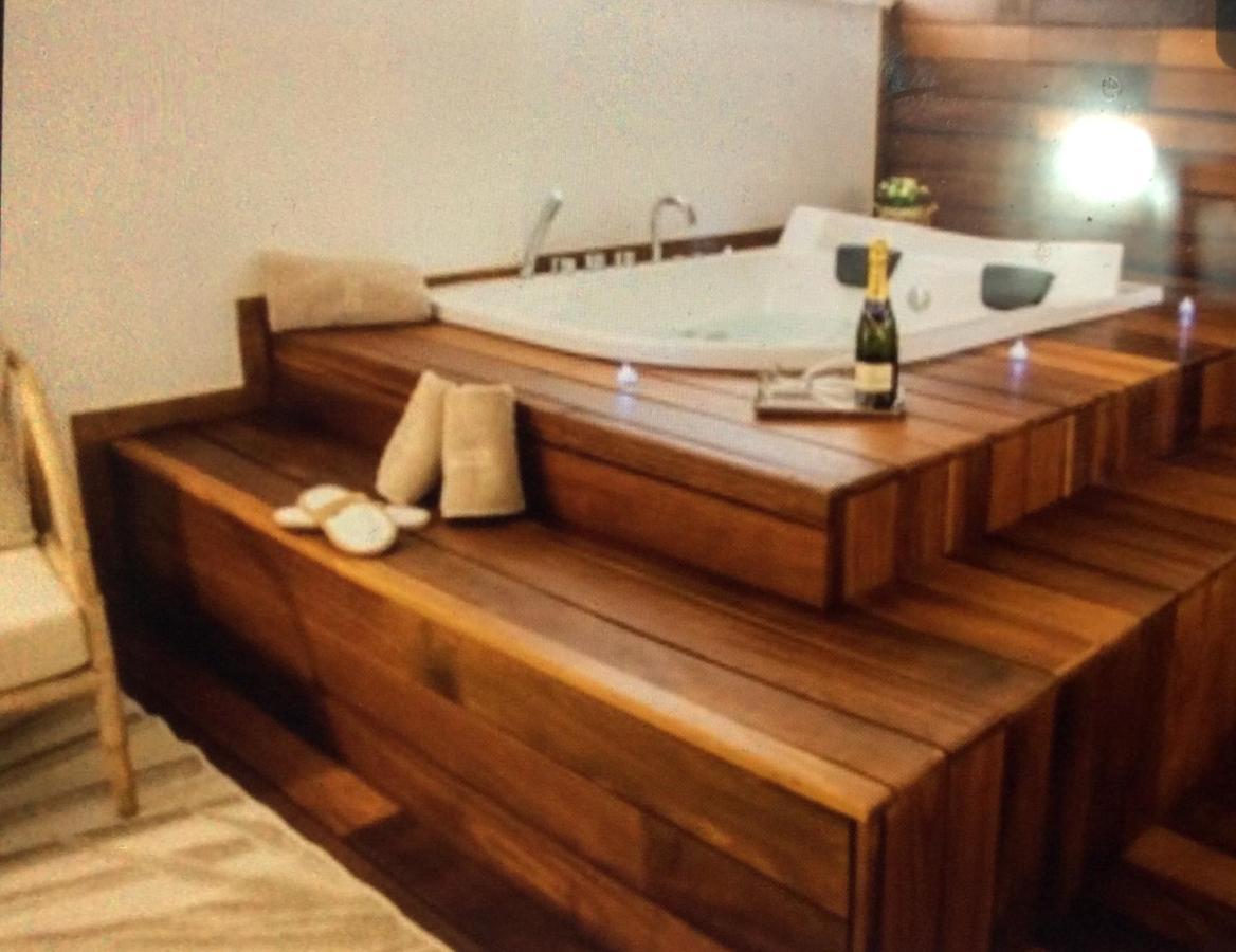 Lc Luxury Apartment Бари Экстерьер фото
