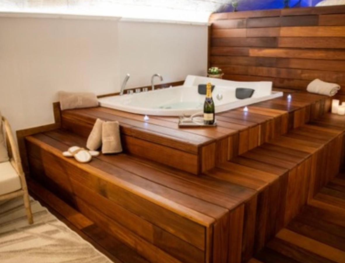 Lc Luxury Apartment Бари Экстерьер фото