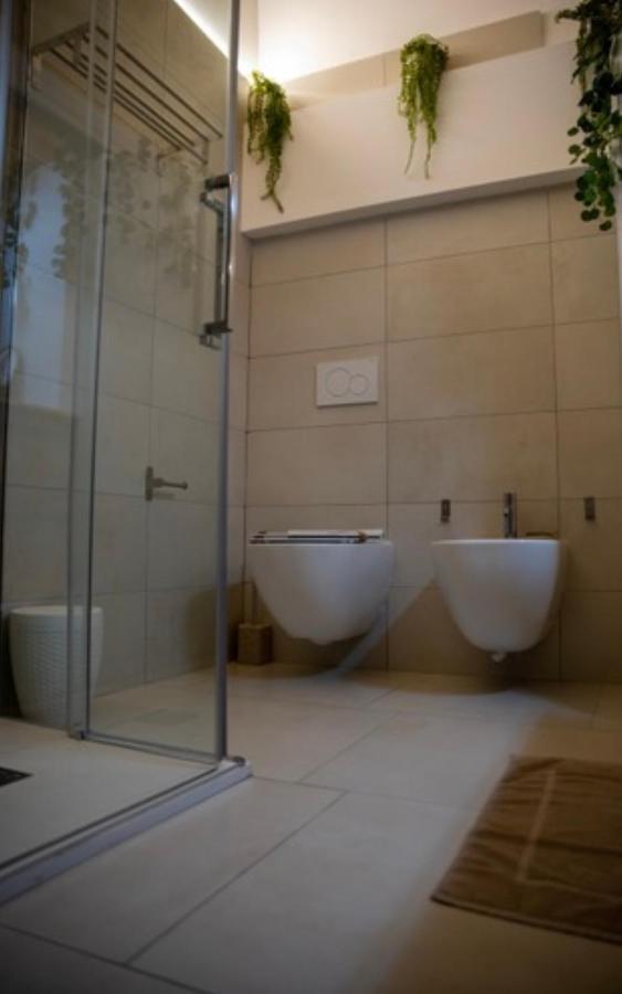 Lc Luxury Apartment Бари Экстерьер фото